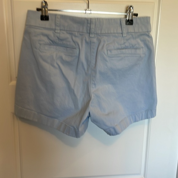 J Crew 4” Classic Chino Shorts - Picture 2 of 3